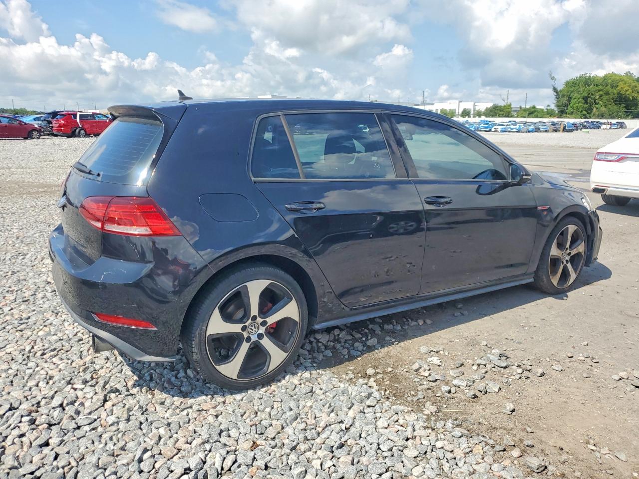 Volkswagen GTI S