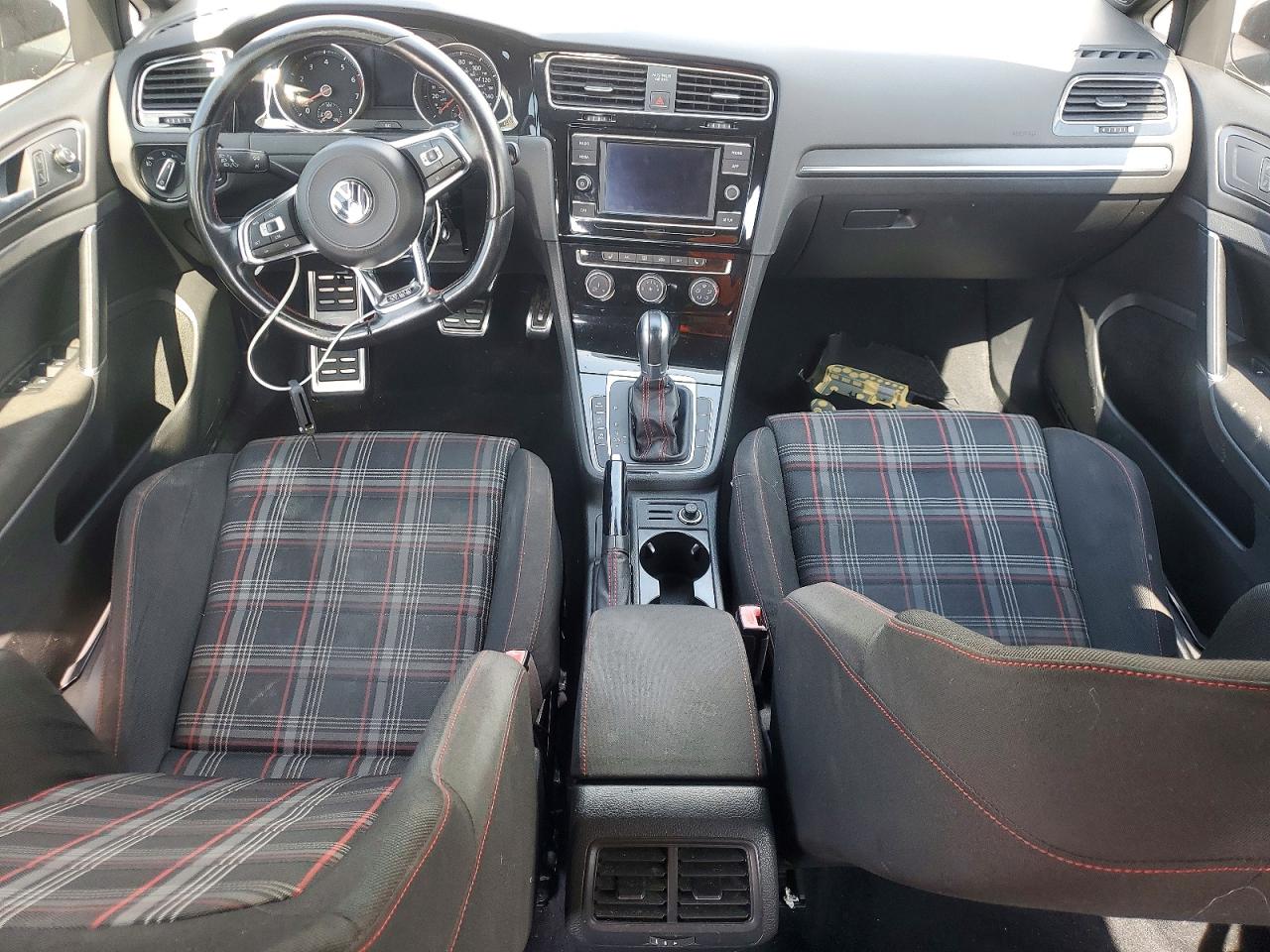 Volkswagen GTI S
