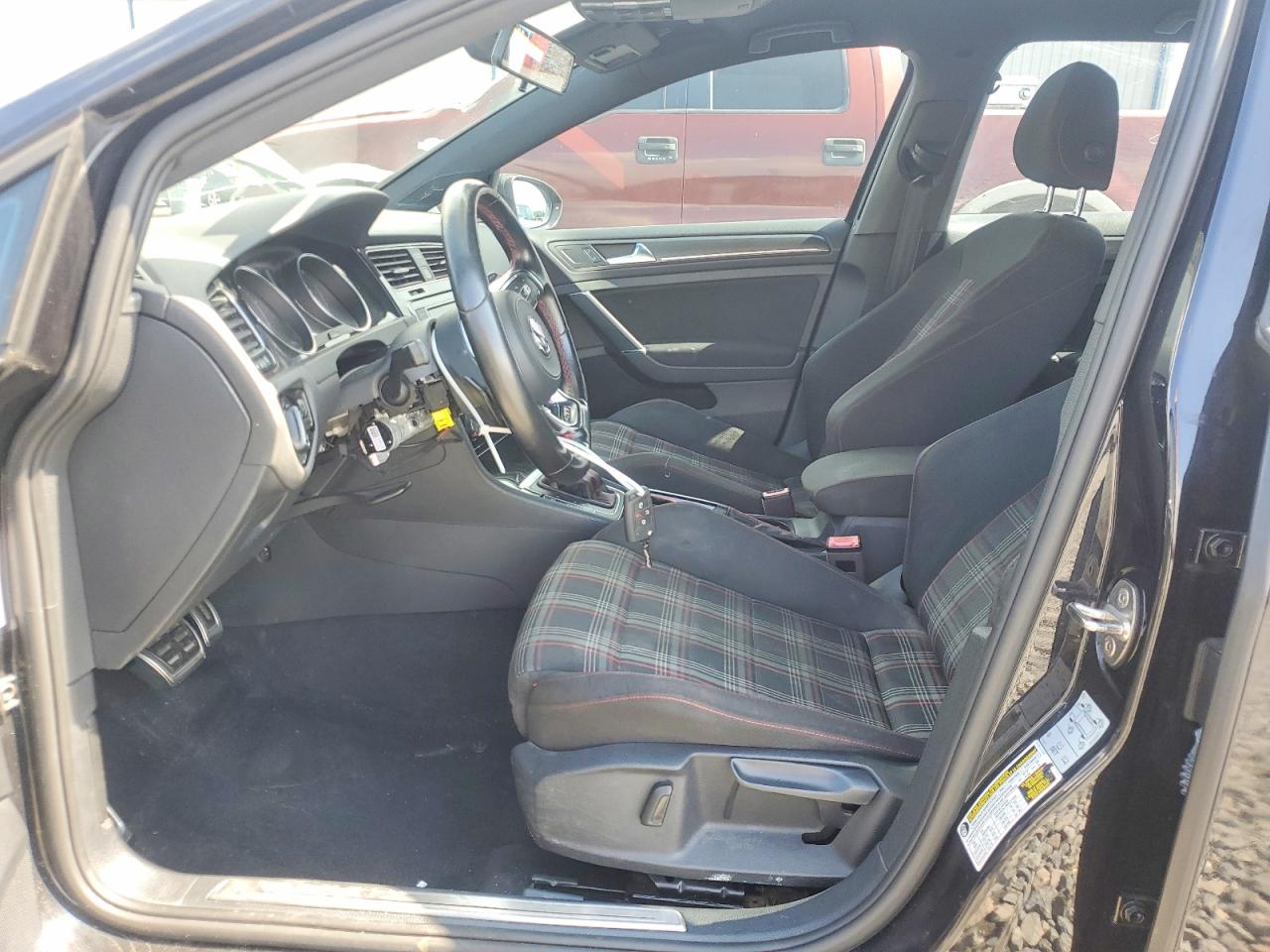 Volkswagen GTI S