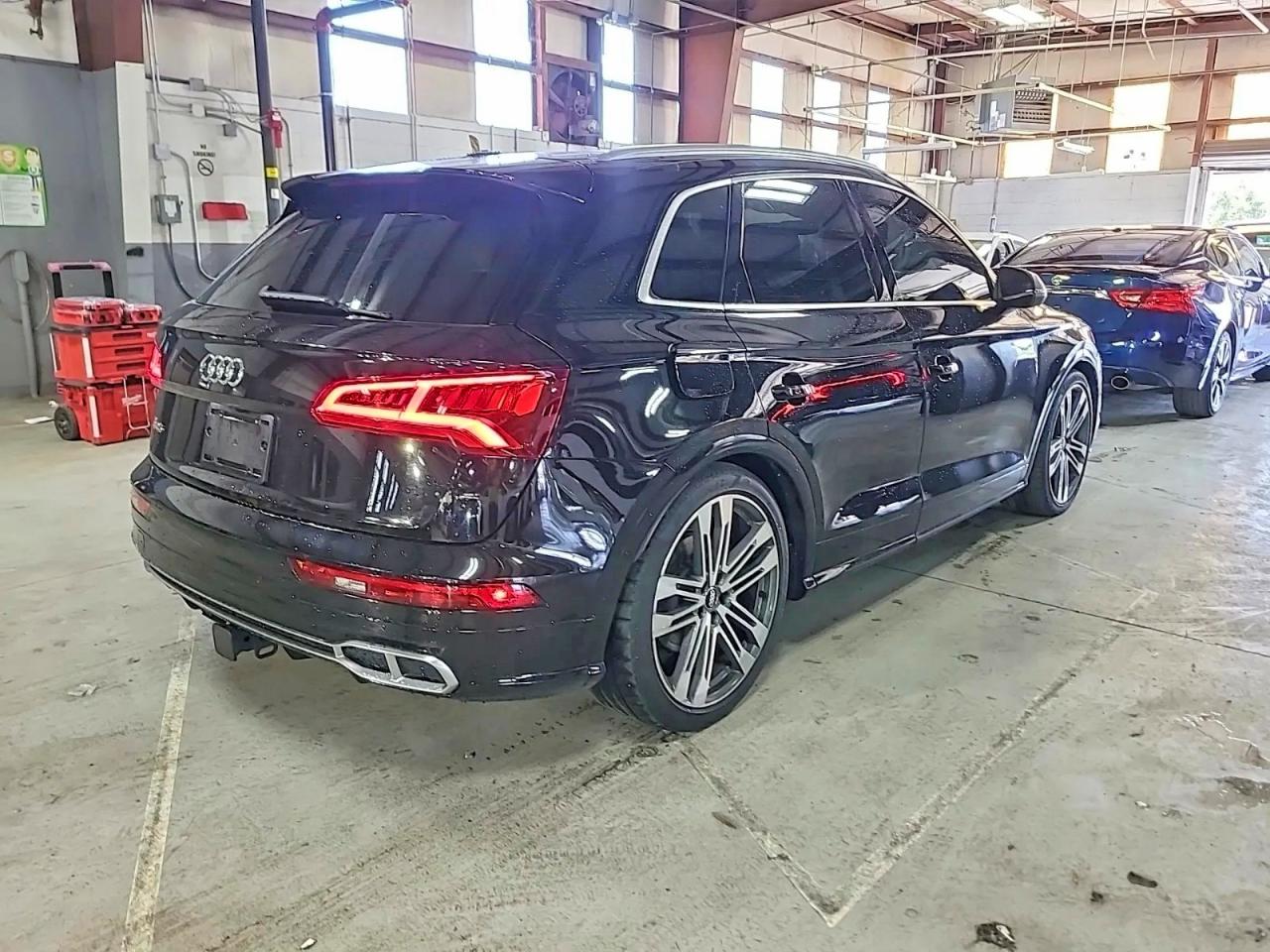 Audi Sq Prestige