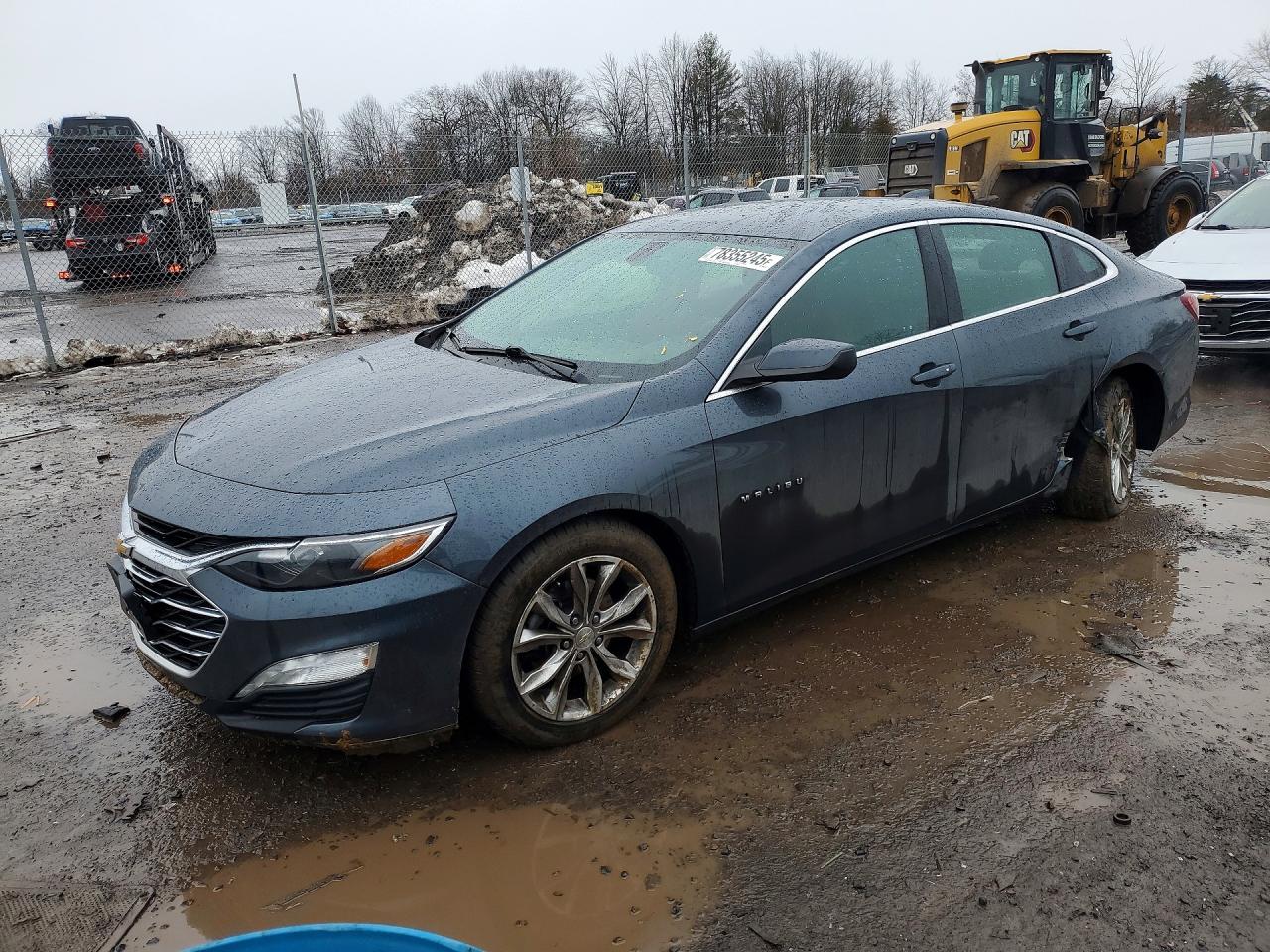 Salvage Chevrolet Malibu Image