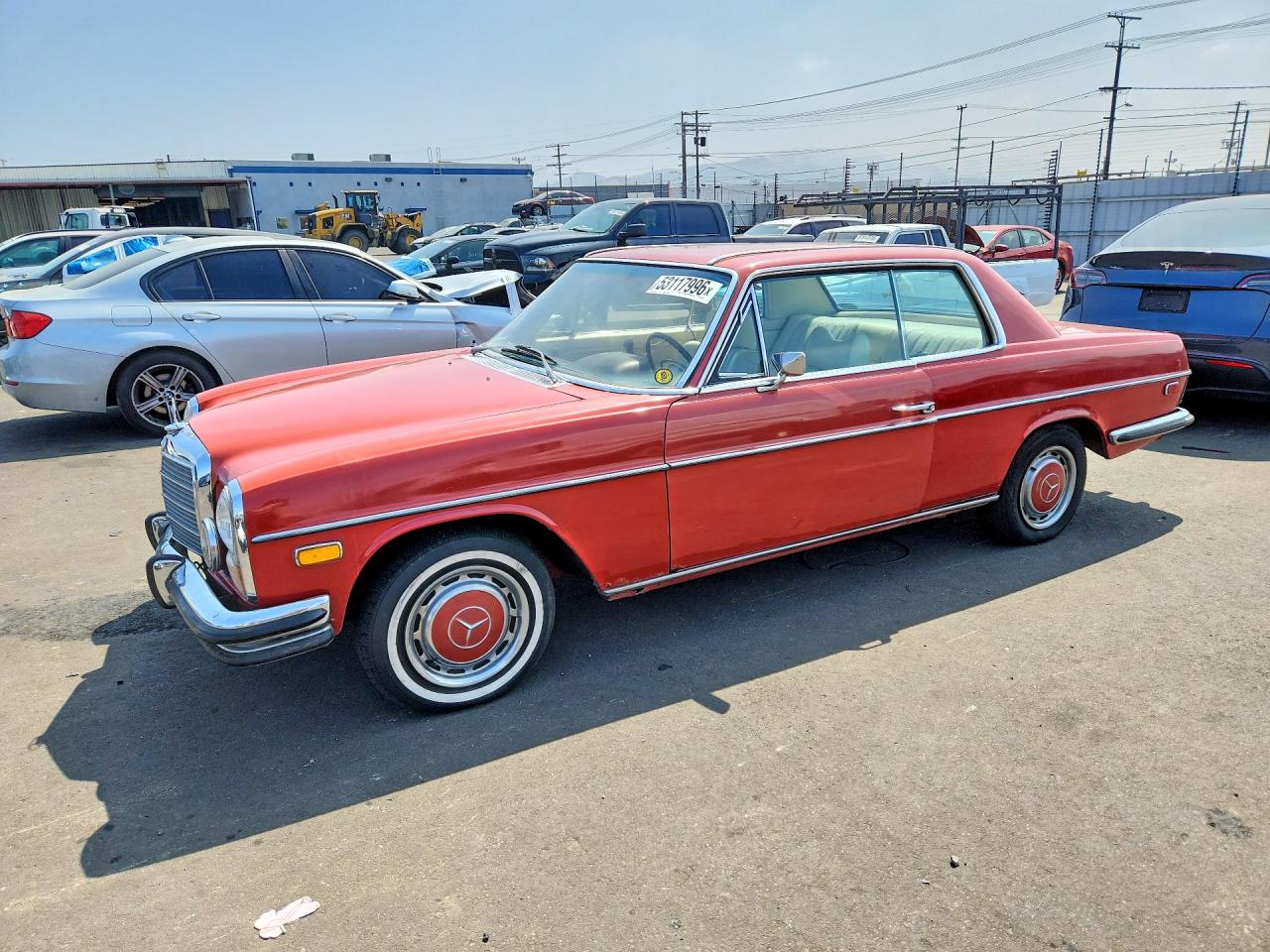 Salvage Mercedes-Benz 280-Class Image