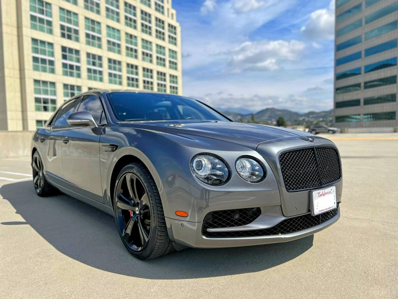 Salvage Bentley Flying Spur Image