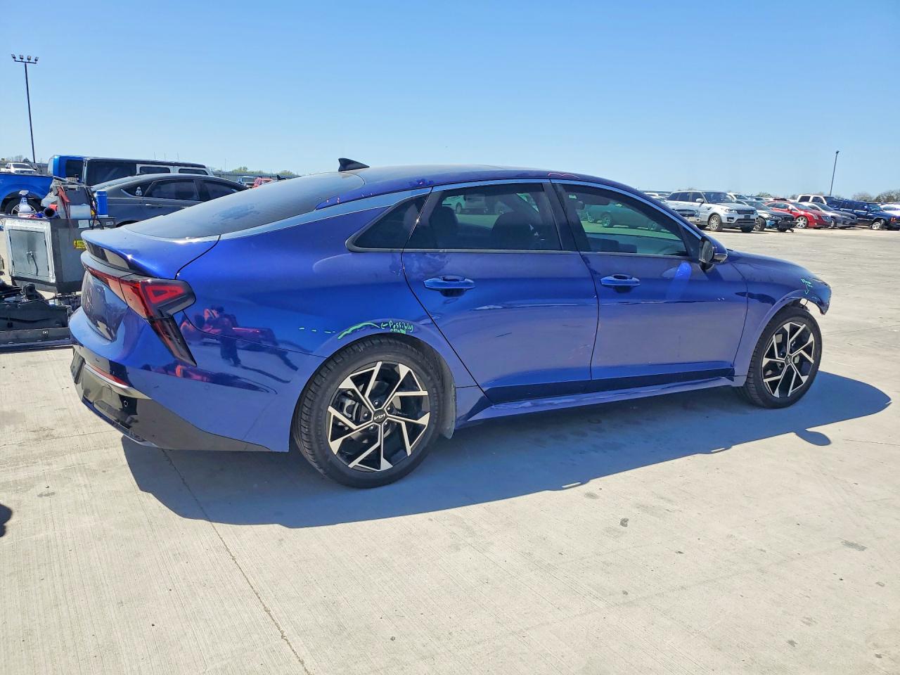 Kia K5 Ex