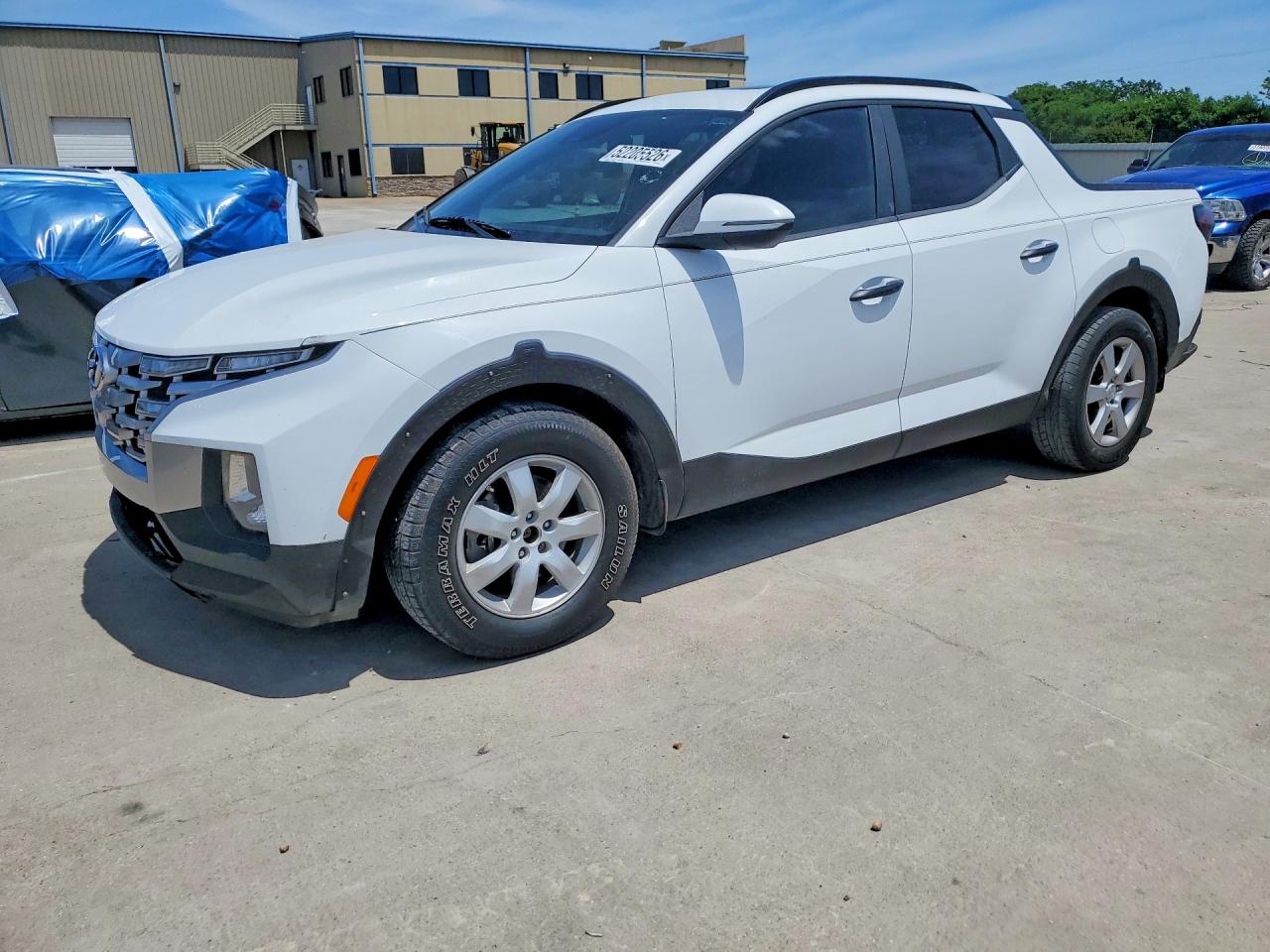 Salvage Hyundai SANTA CRUZ Image