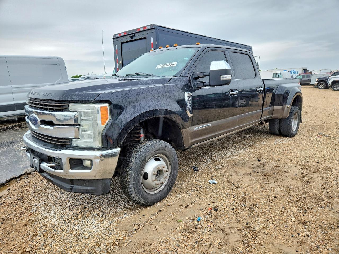 Salvage Ford F-350 Image