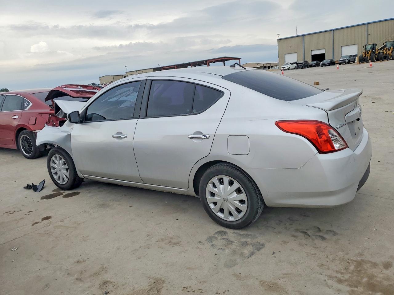 Nissan Versa Sv