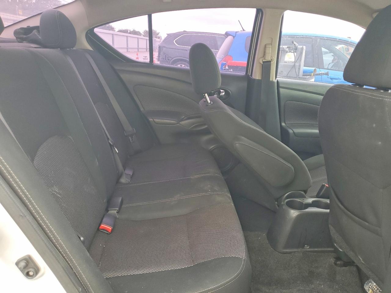 Nissan Versa Sv