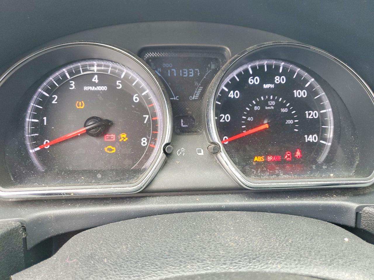 Nissan Versa Sv