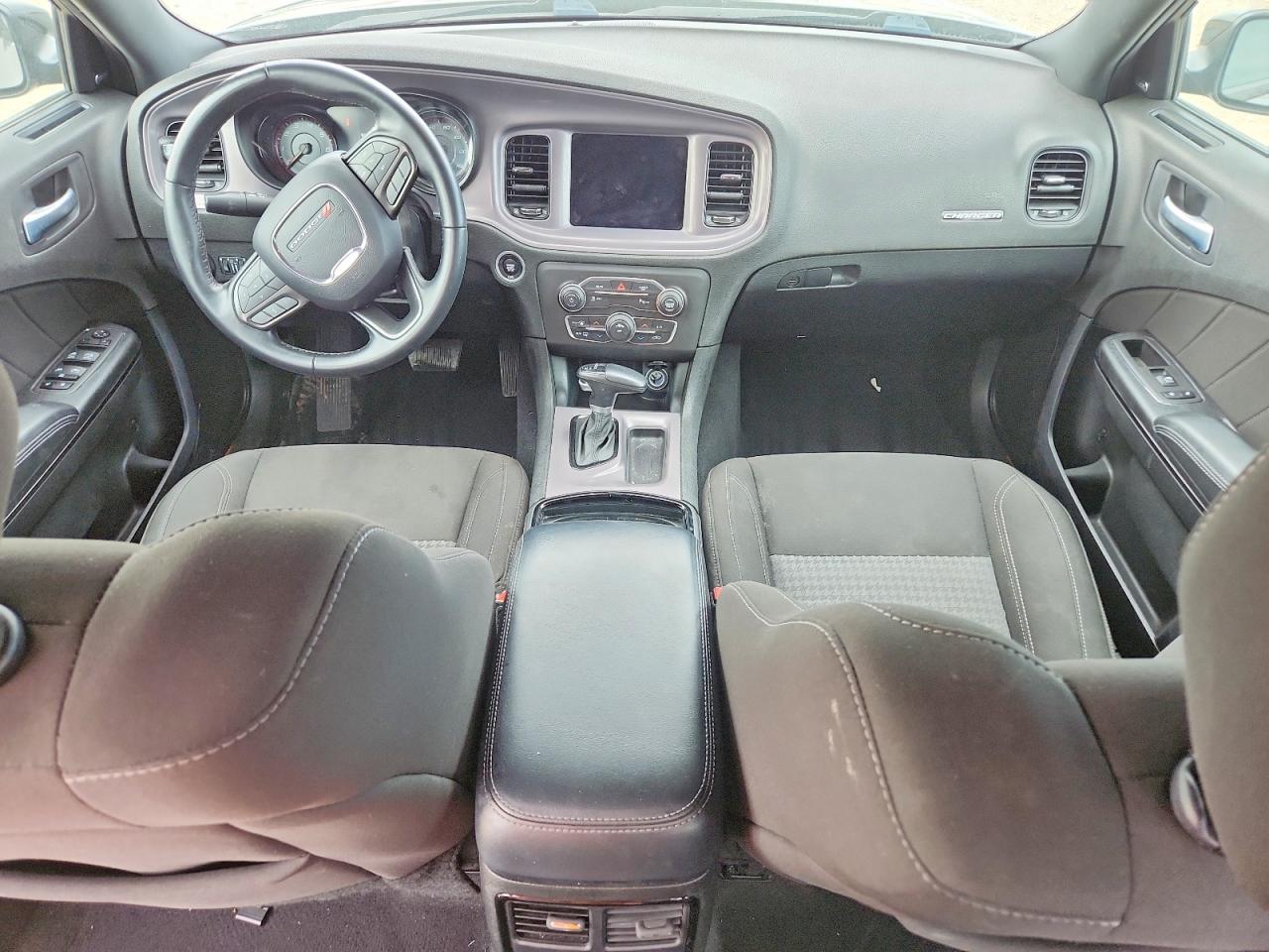 Dodge Charger Sxt