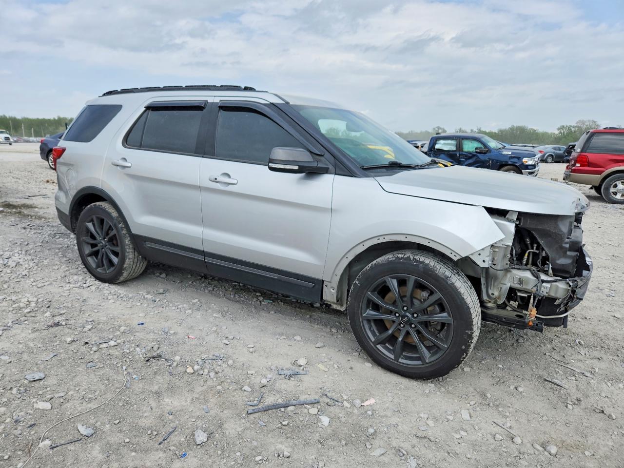 Ford Explorer Xlt