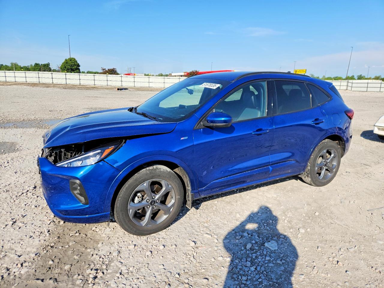 Salvage Ford Escape Image