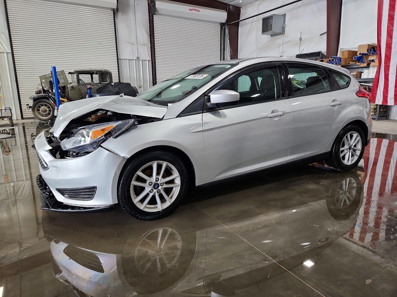 Salvage Ford Focus Image