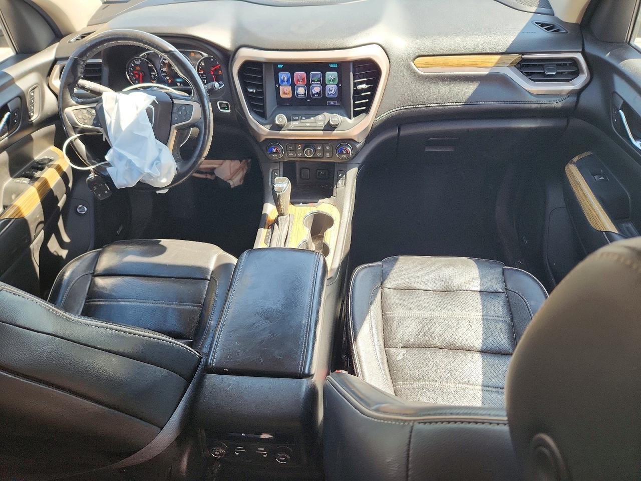 GMC Acadia Denali