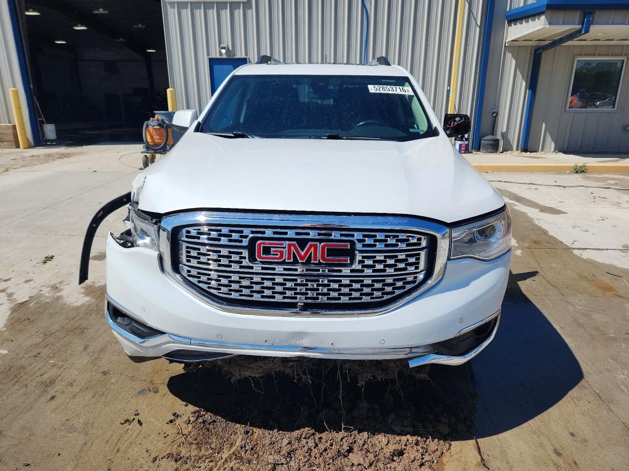 GMC Acadia Denali