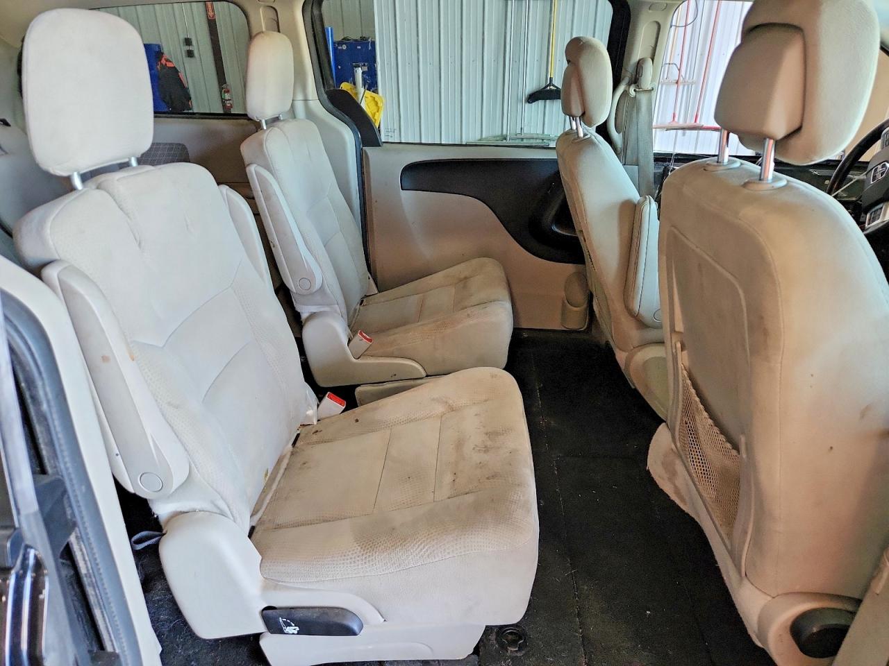 Dodge Caravan Sxt