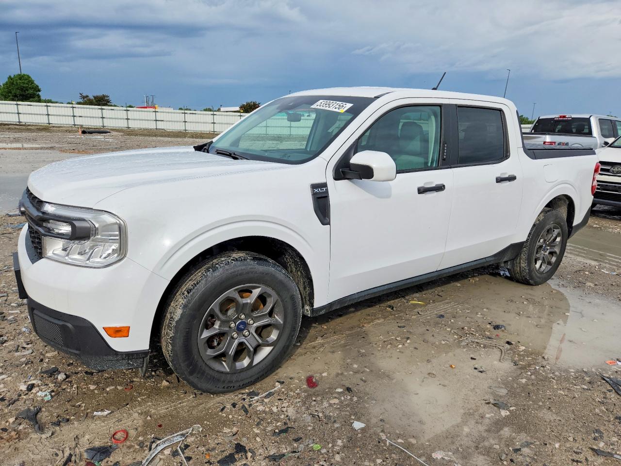 Salvage Ford Maverick Image