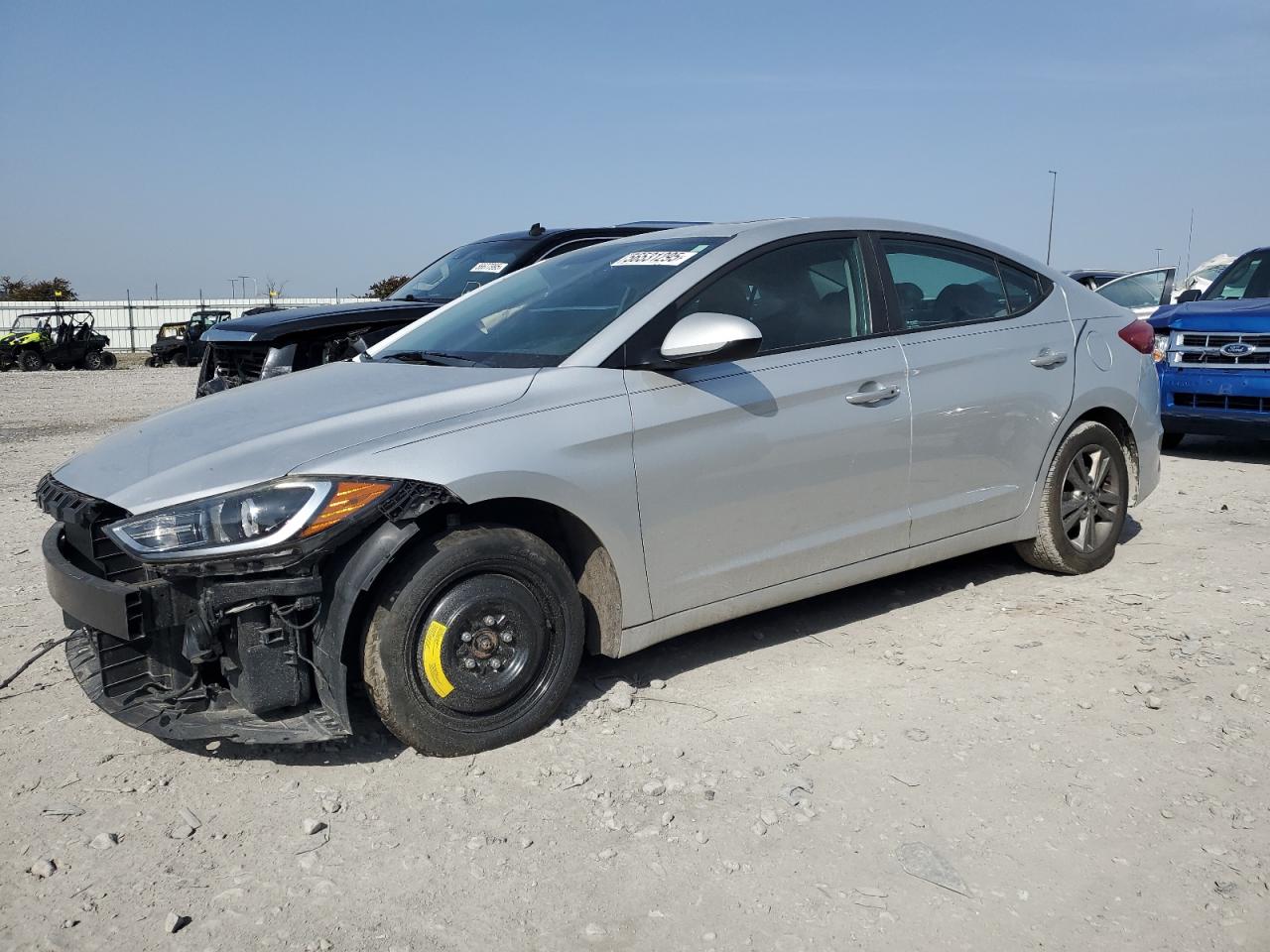 Salvage Hyundai ELANTRA Image