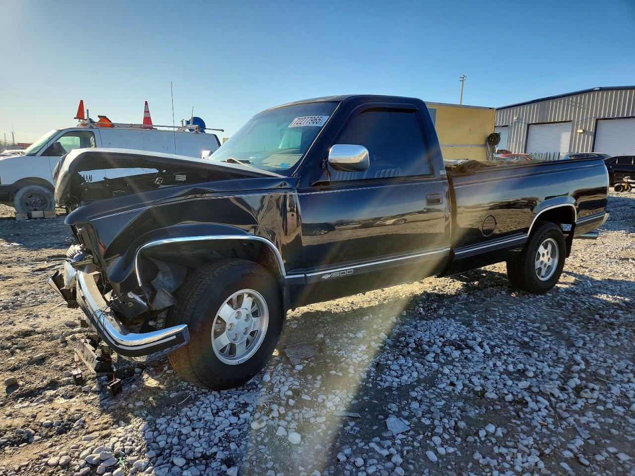 Salvage Chevrolet Gmt Image