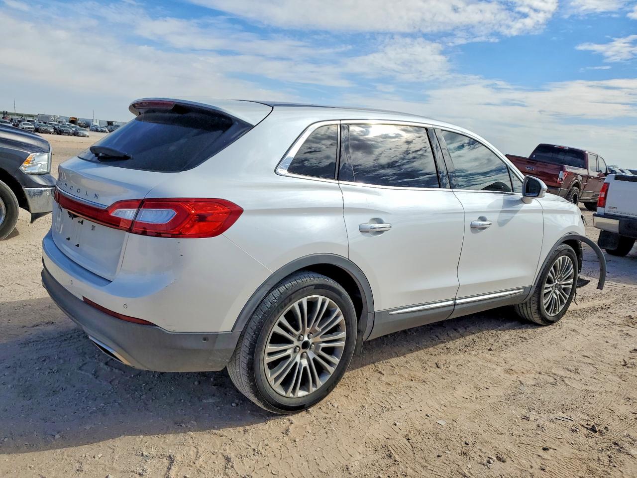 Lincoln MKX Reserve