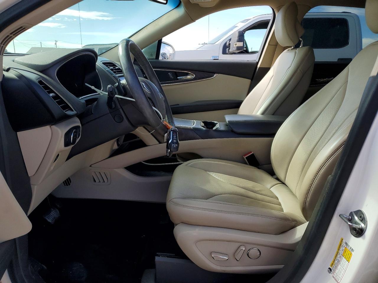 Lincoln MKX Reserve