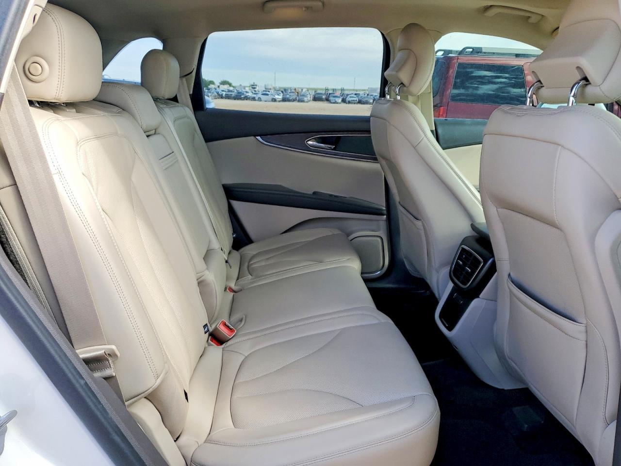 Lincoln MKX Reserve
