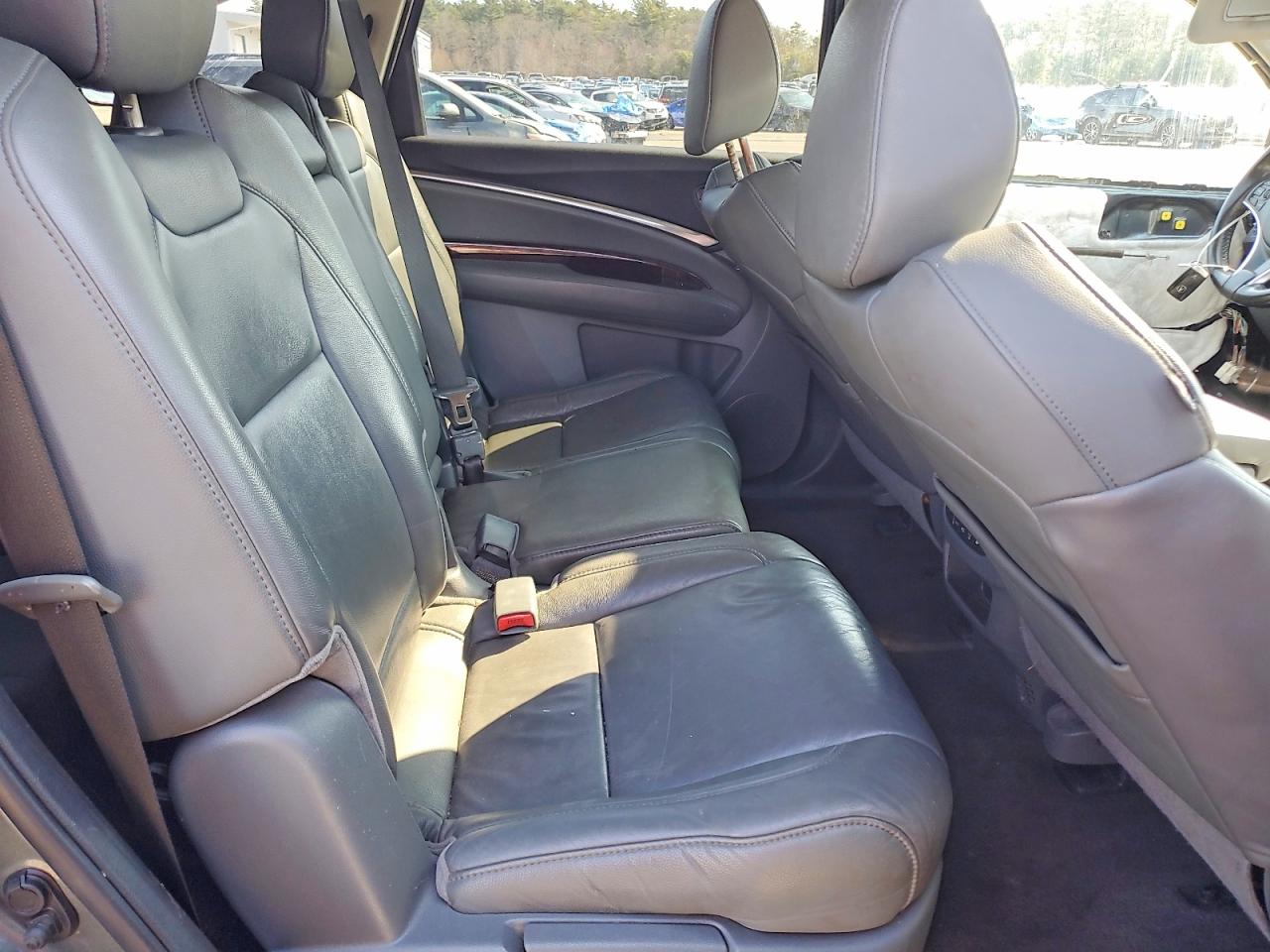 Acura MDX Sport