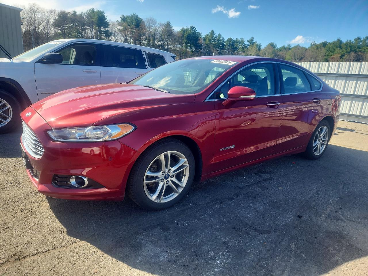 Salvage Ford Fusion Image