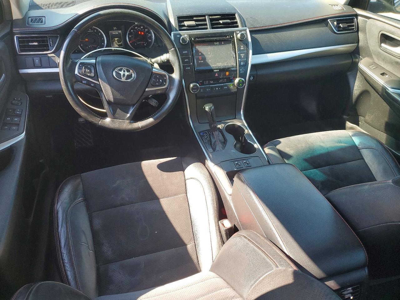 Toyota Camry Xse