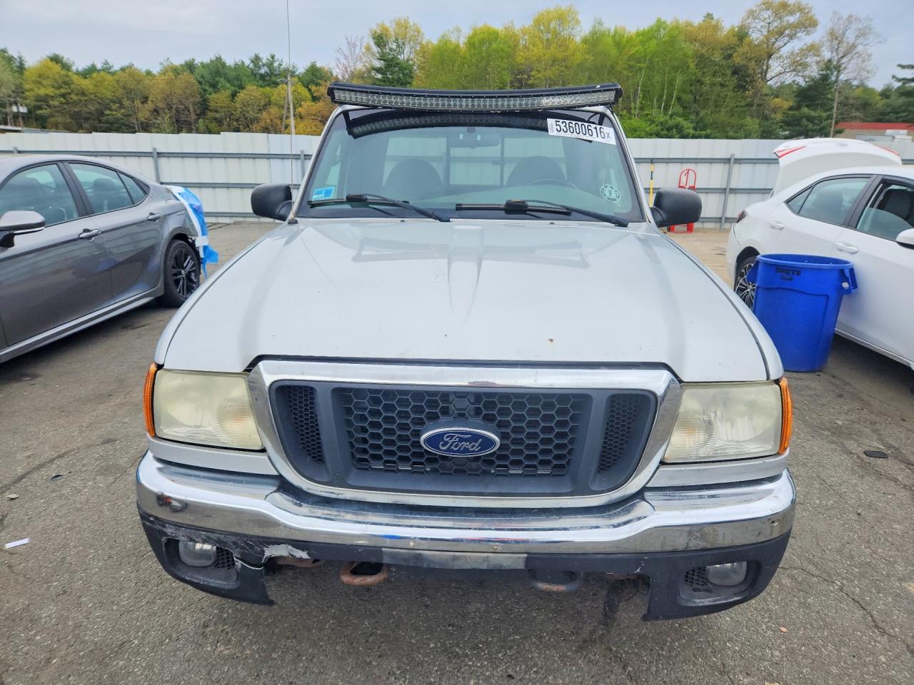 Ford Ranger Super Cab