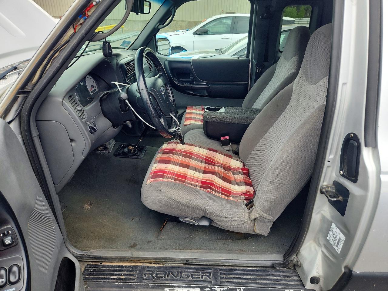 Ford Ranger Super Cab