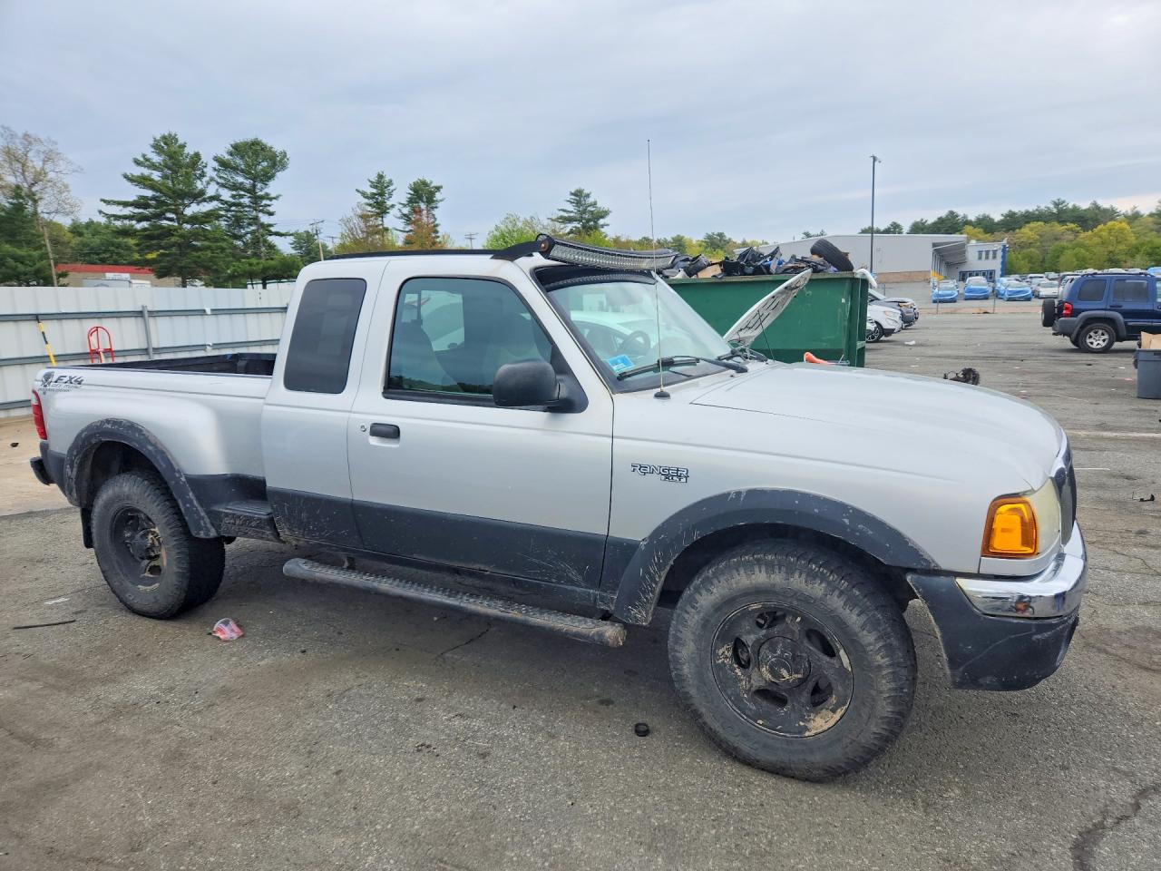 Ford Ranger Super Cab