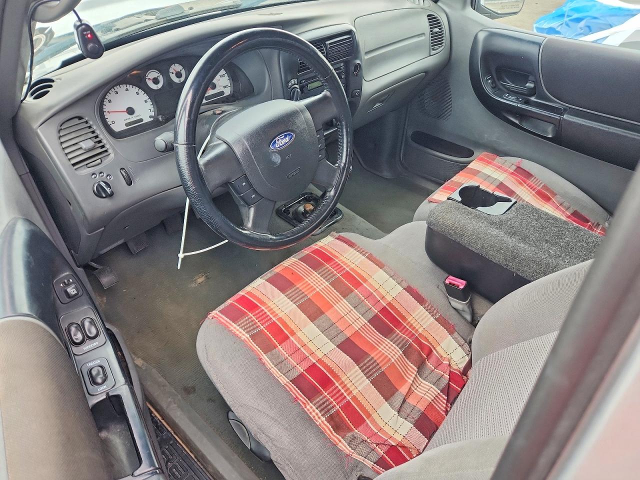 Ford Ranger Super Cab
