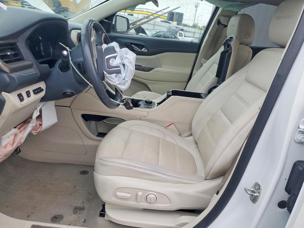 GMC Acadia Denali
