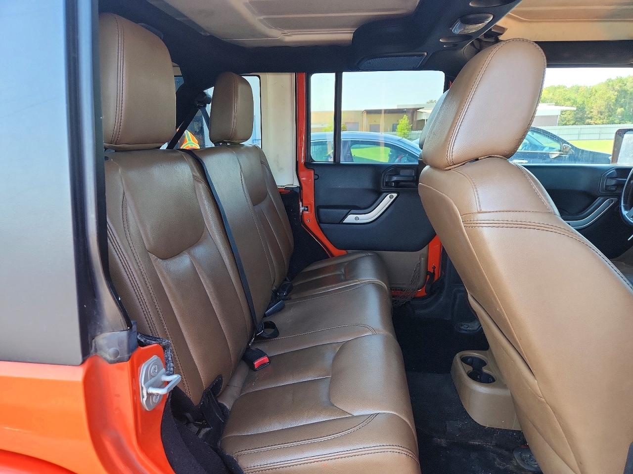 Jeep Wrangler Sahara