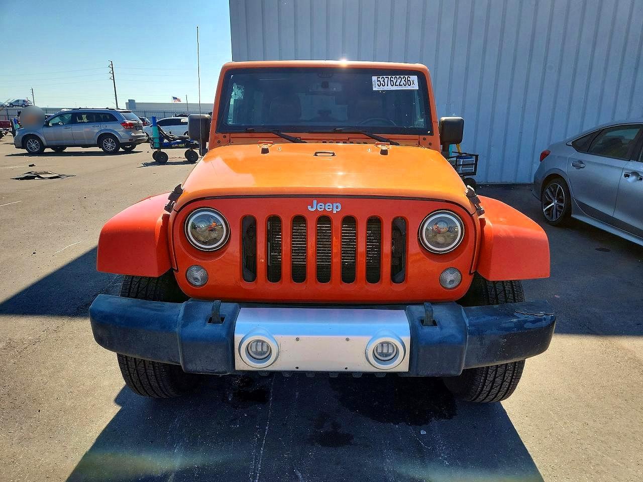 Jeep Wrangler Sahara