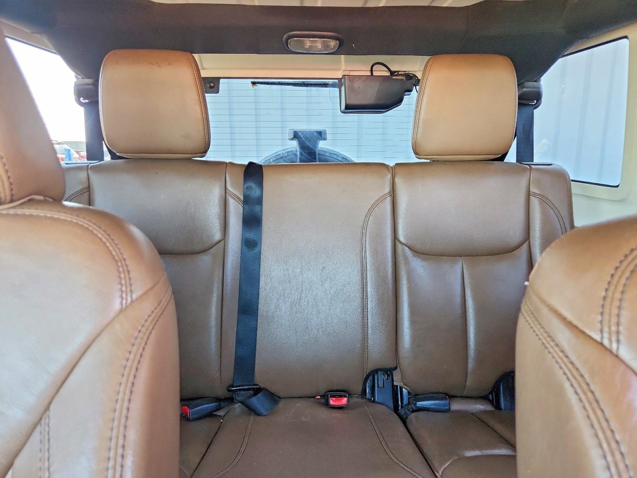 Jeep Wrangler Sahara