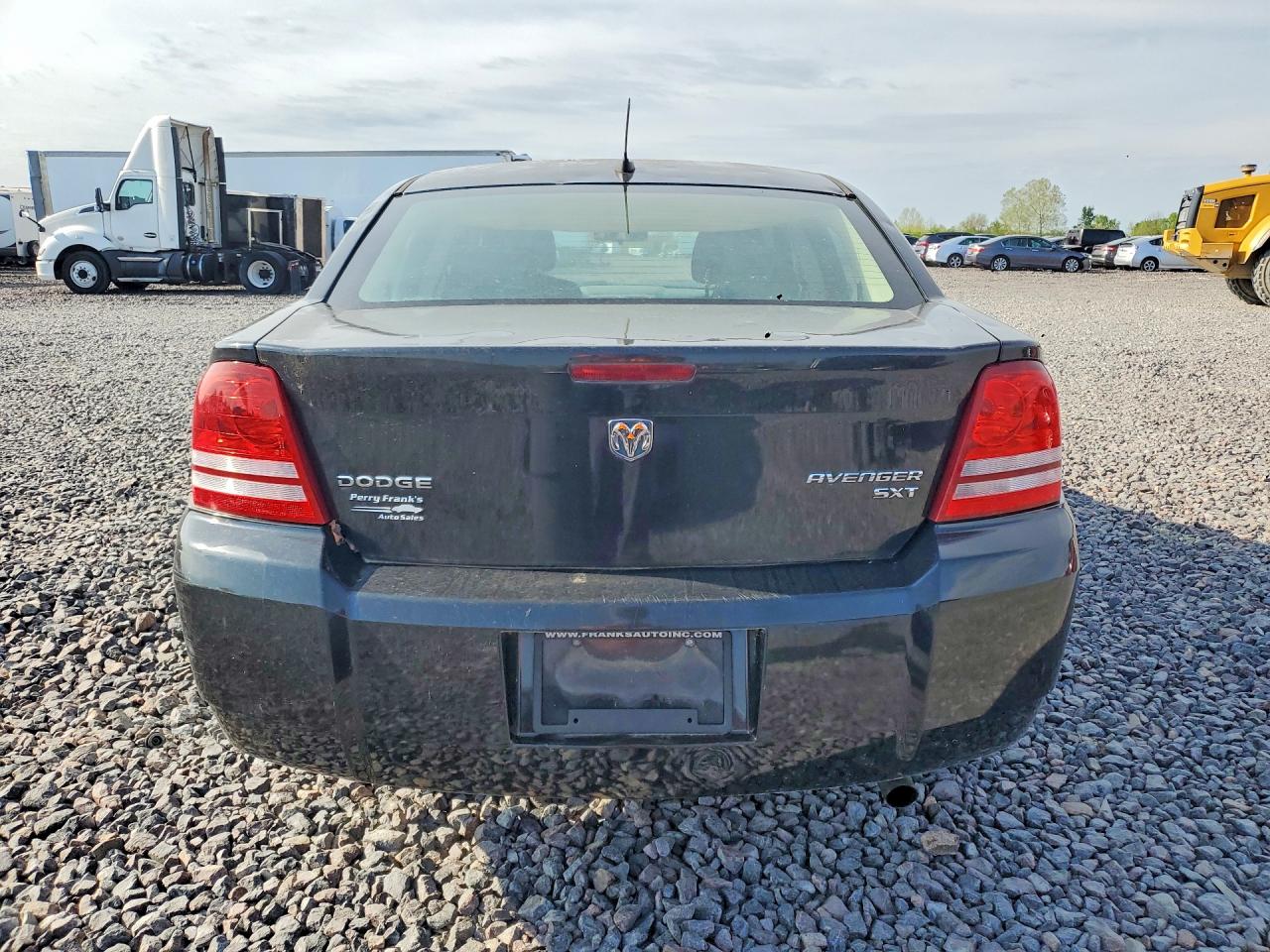 Dodge Avenger Sxt