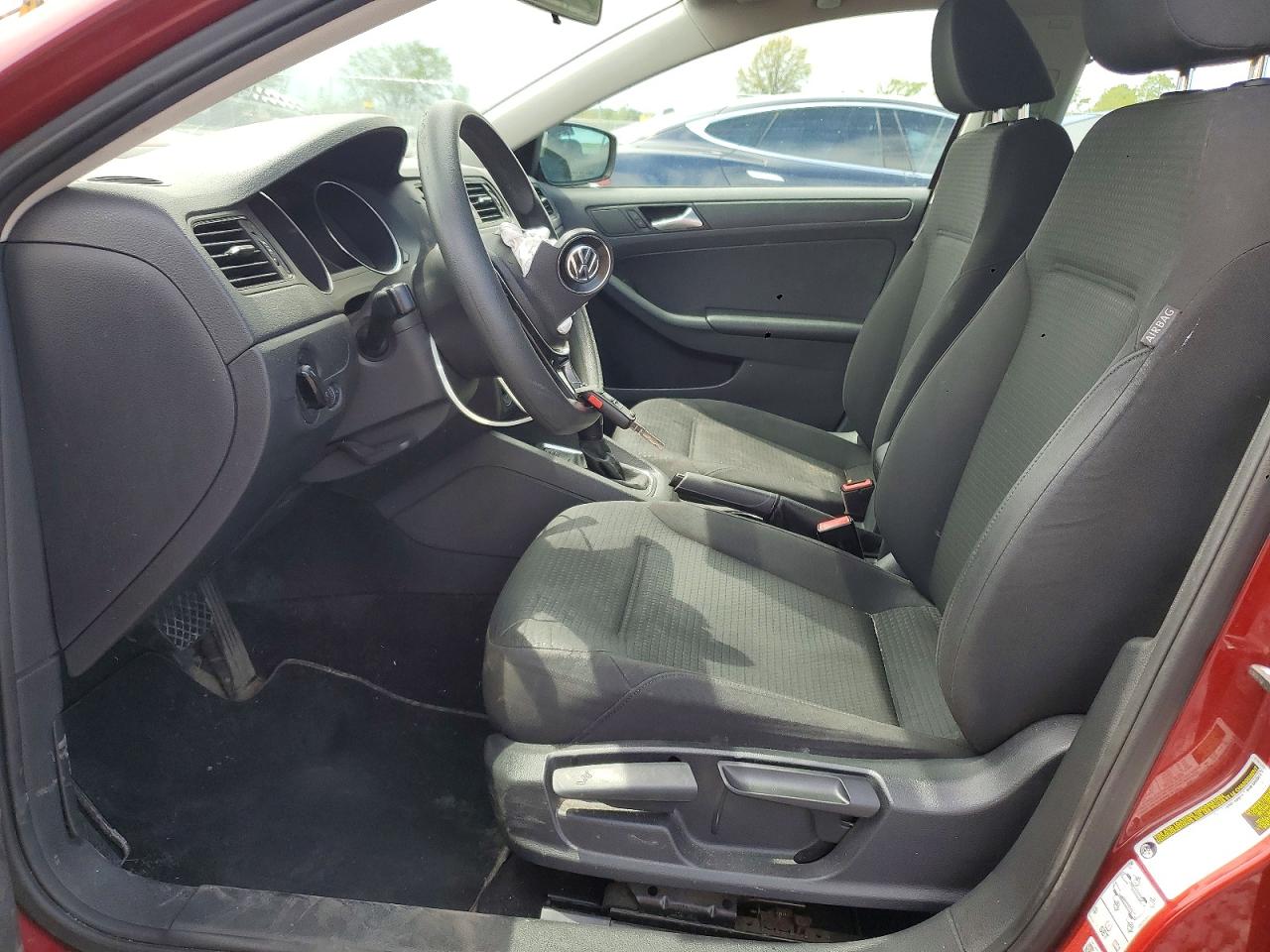 Volkswagen Jetta S
