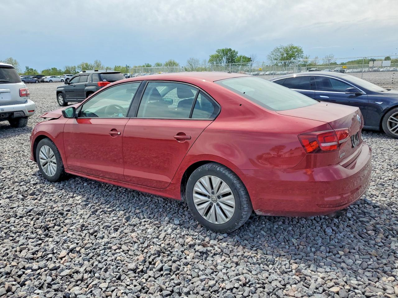 Volkswagen Jetta S