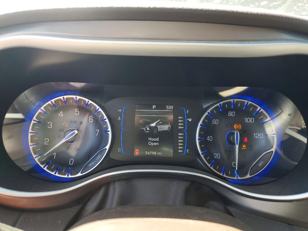 Chrysler Pacifica Touring L