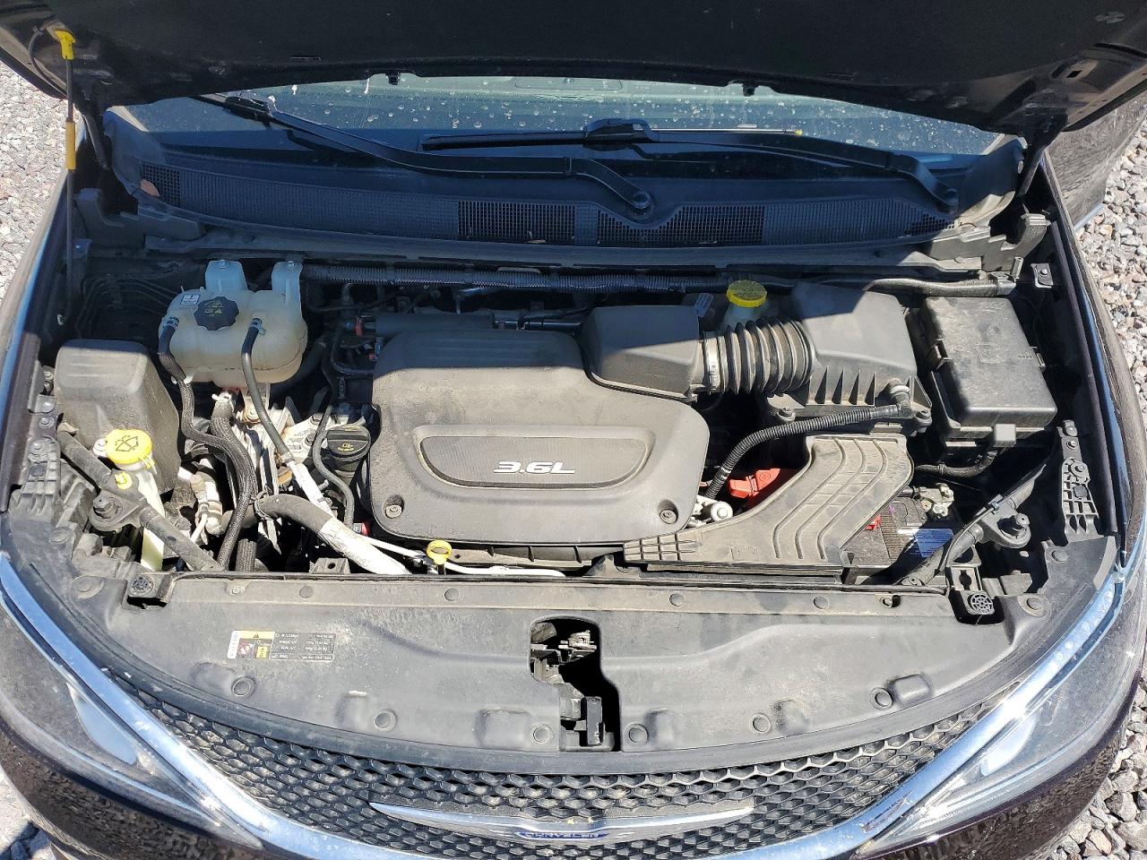 Chrysler Pacifica Touring L