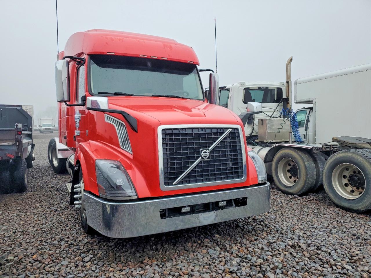 Salvage Volvo Vnl Image