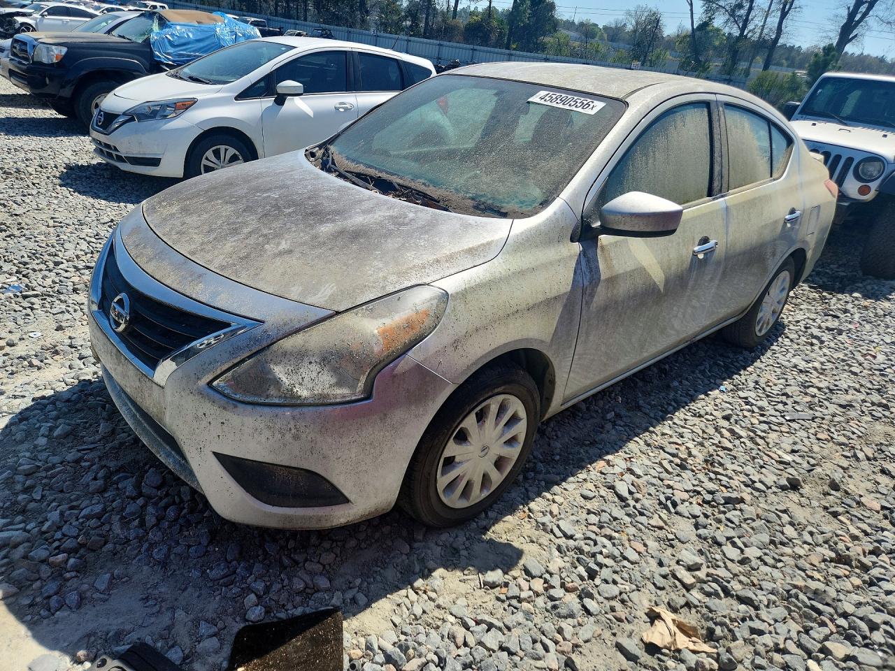 Salvage Nissan Versa Image