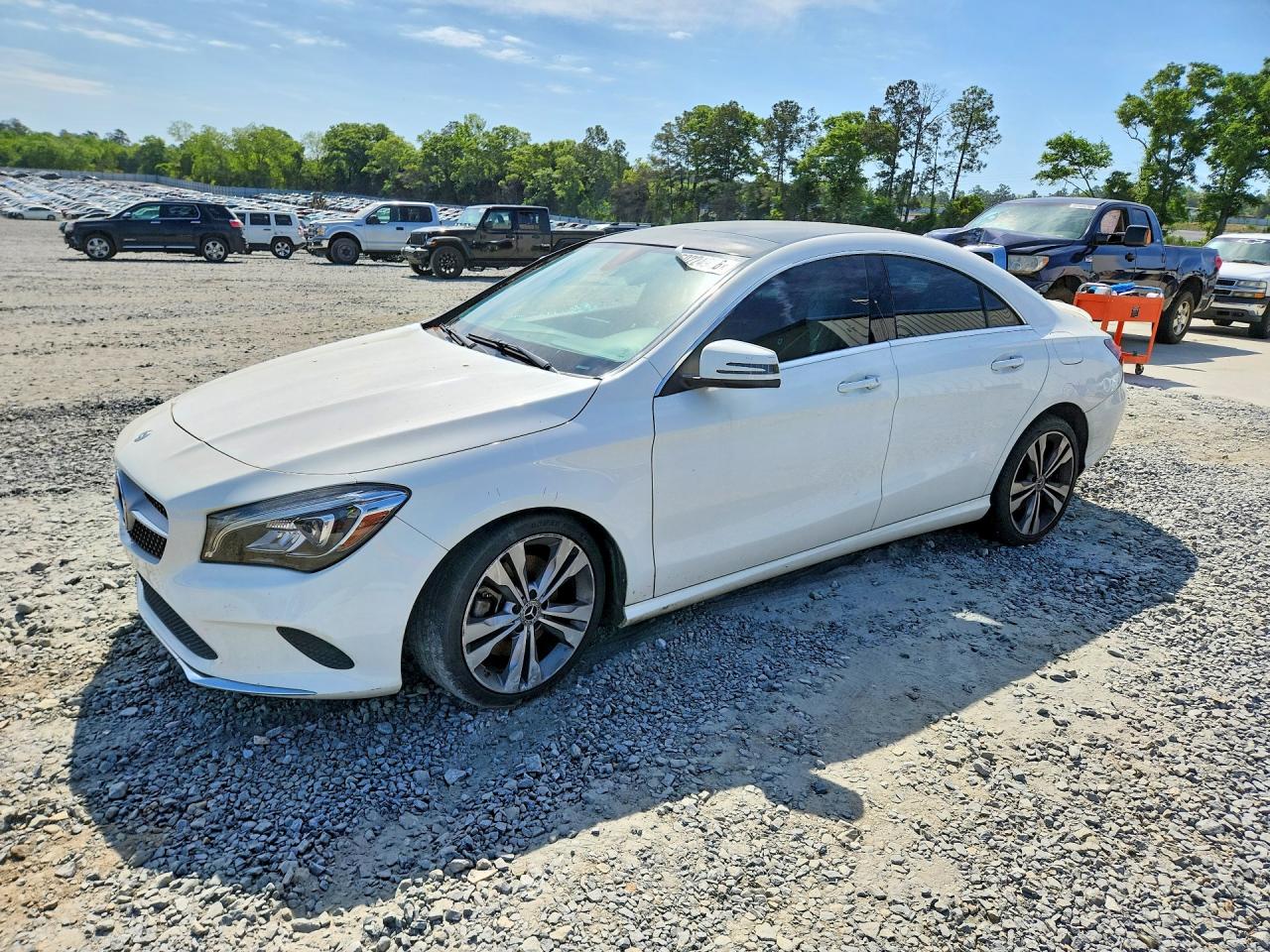Salvage Mercedes-Benz Cla-class Image