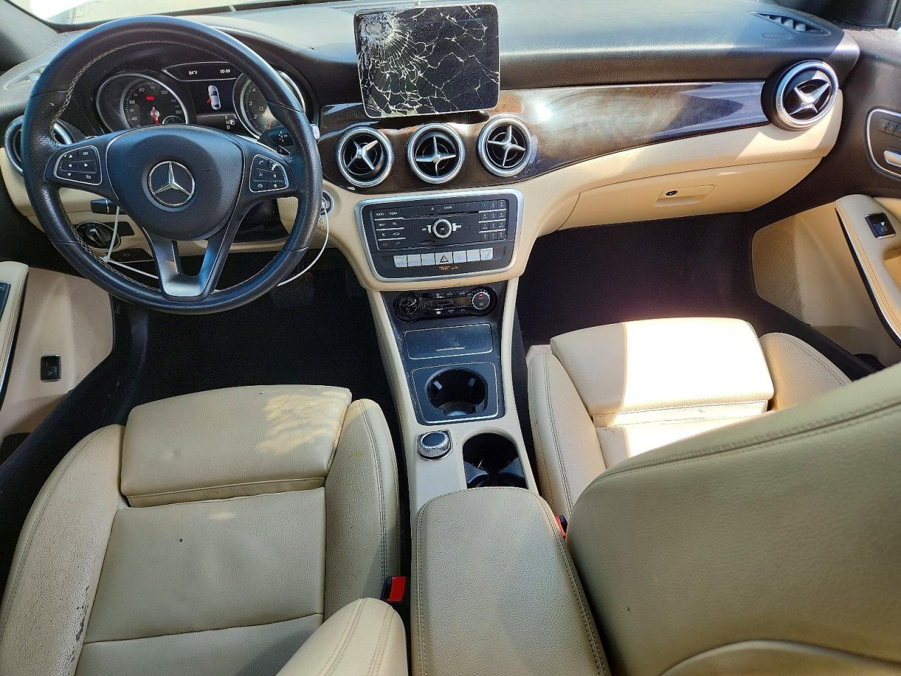 Mercedes-Benz Cla-class 250