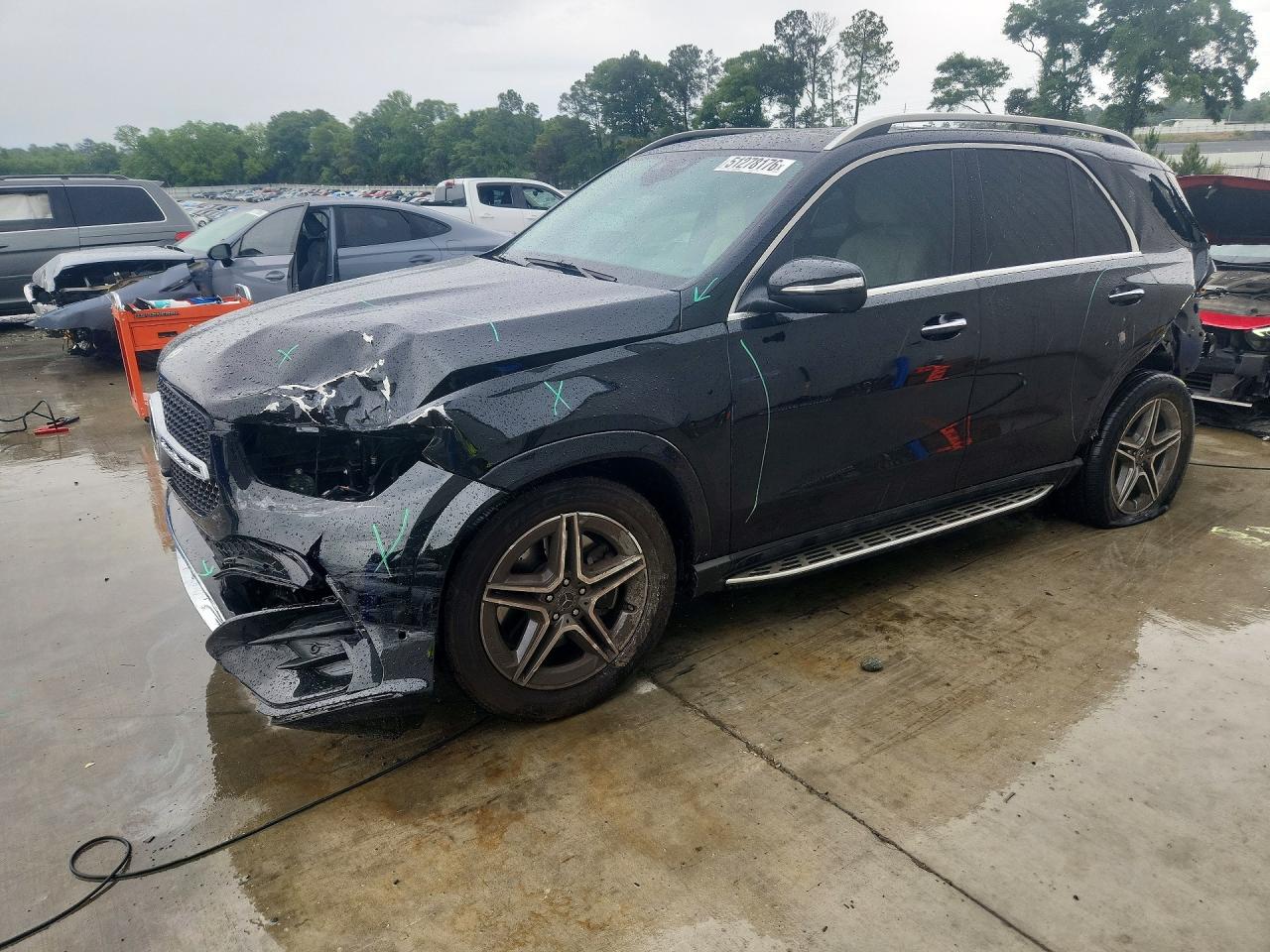 Salvage Mercedes-Benz GLE Image