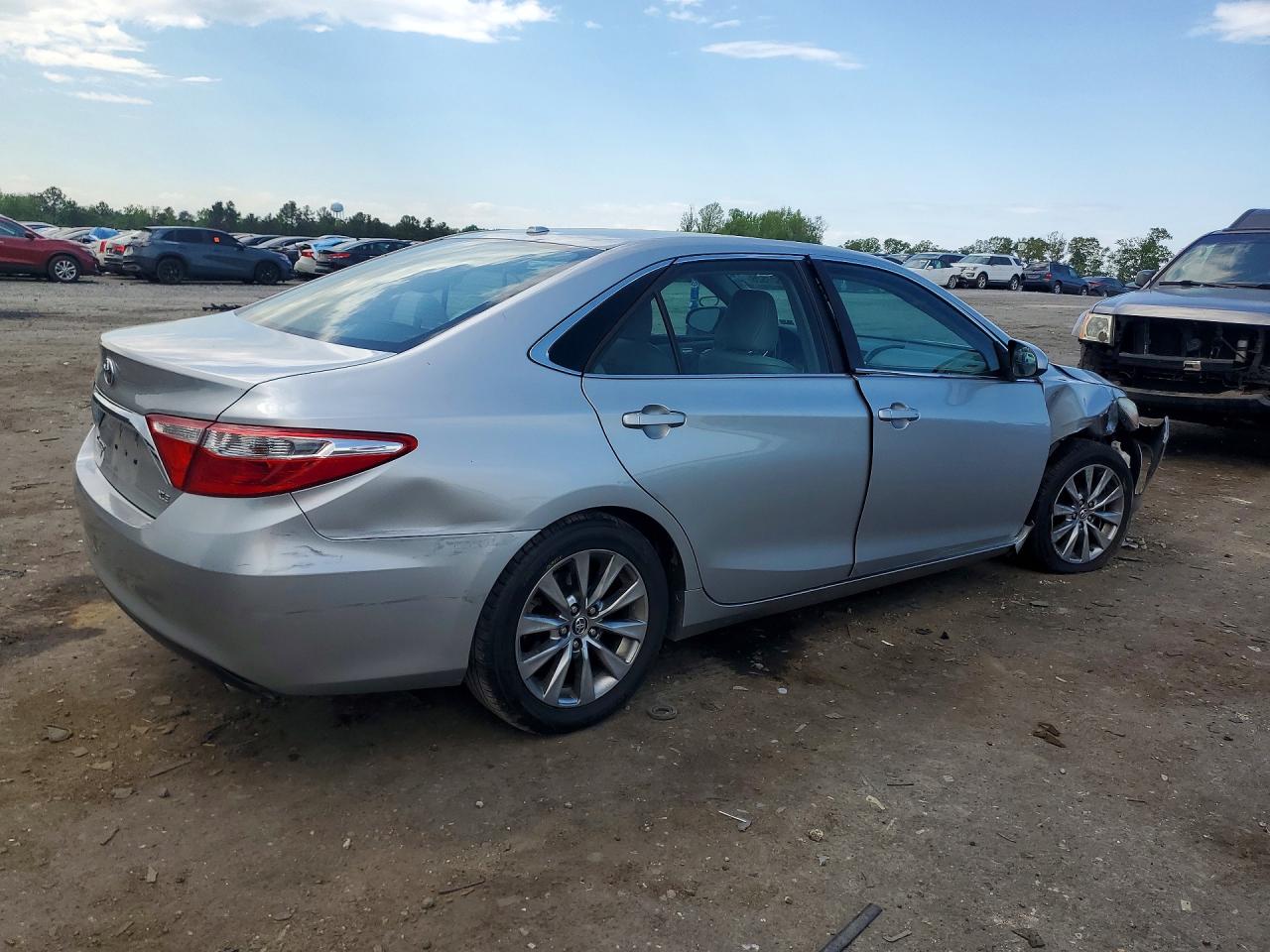 Toyota Camry Xle