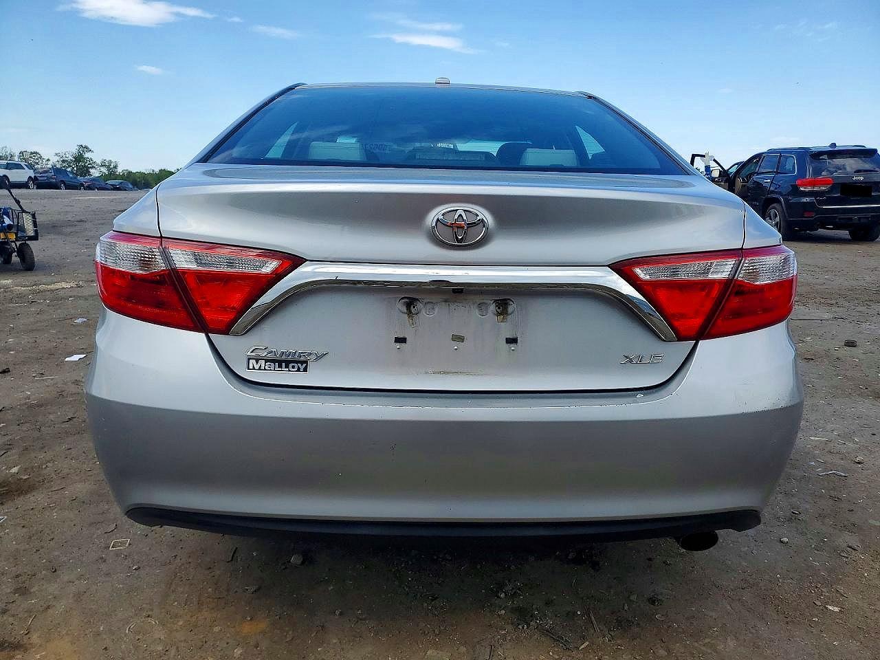 Toyota Camry Xle