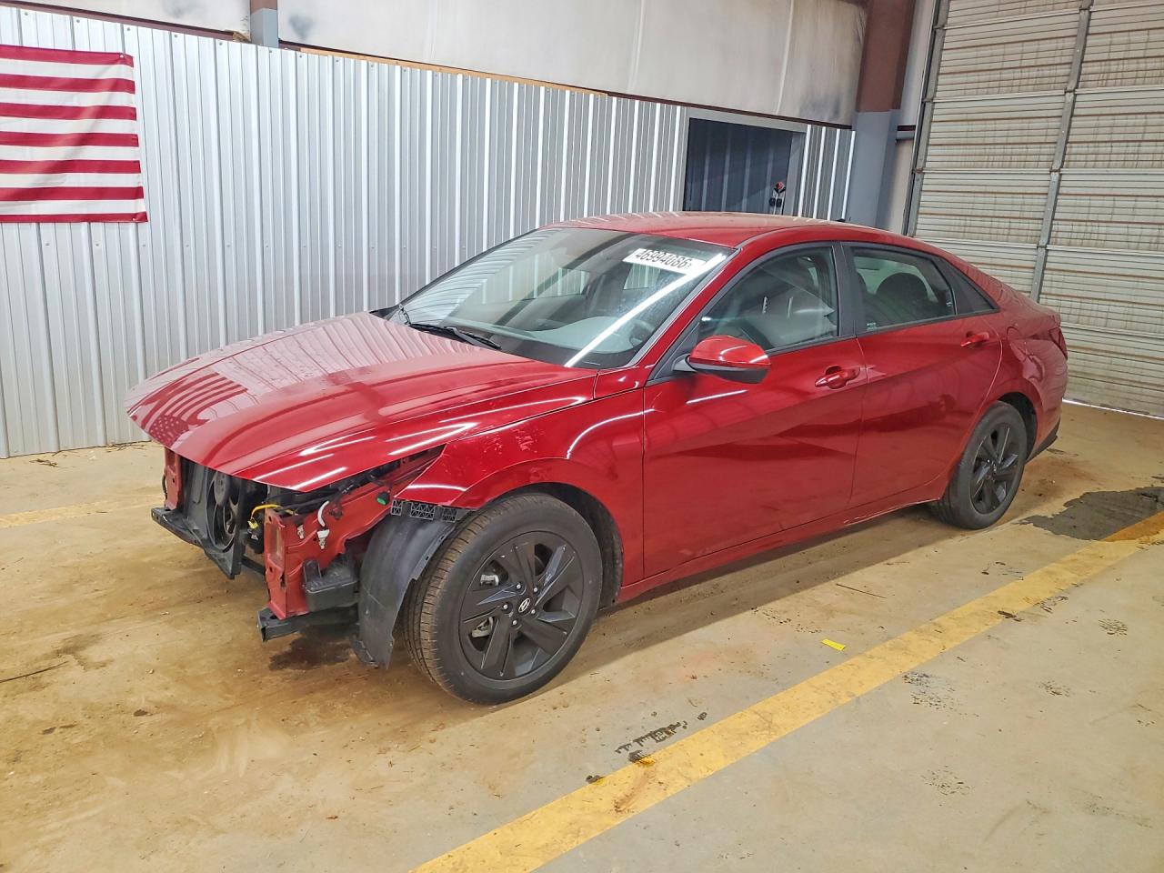 Salvage Hyundai ELANTRA Image